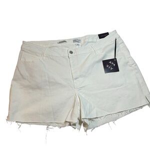 NWT Ava & Viv High Rise Midi Shorts No Gap Waistband Off White Raw Hem Sz 22
